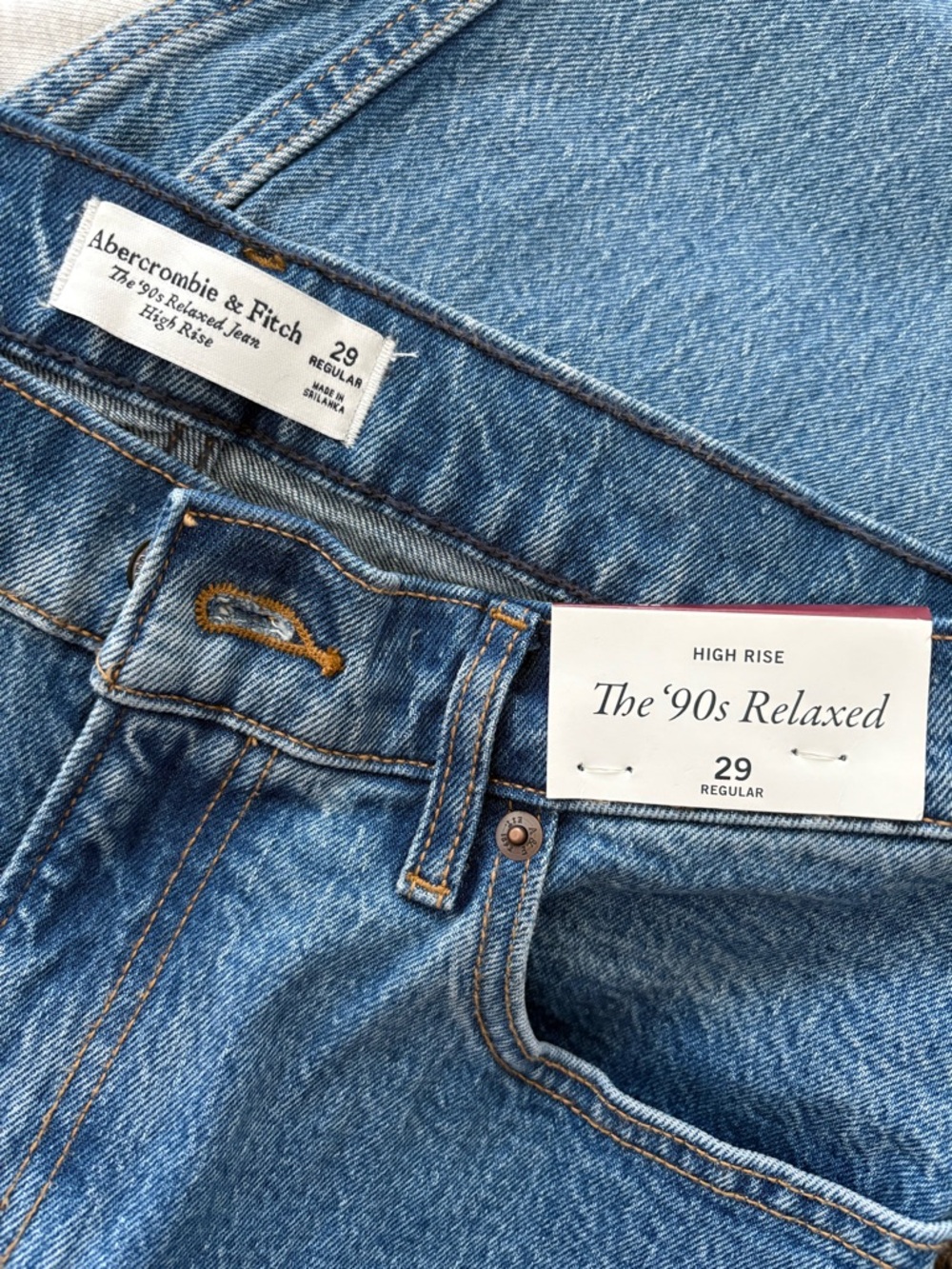 Abercrombie & Fitch Light Blue High Rise 90s Relaxed Jeans - Picture 5 of 5